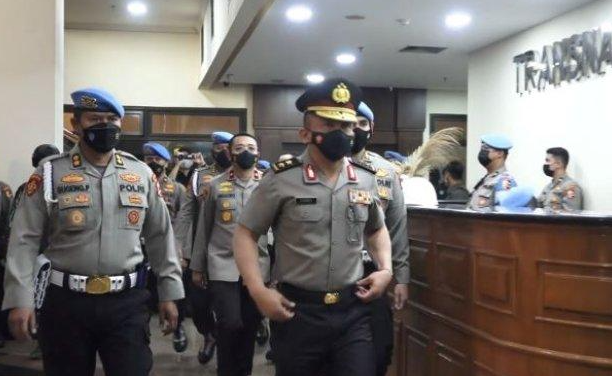 18 Jam Disidang Etik, Ferdy Sambo Resmi Dipecat dari Polri